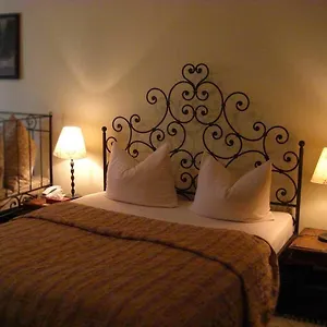 https://hotel-mariahilf.com-bavaria.com